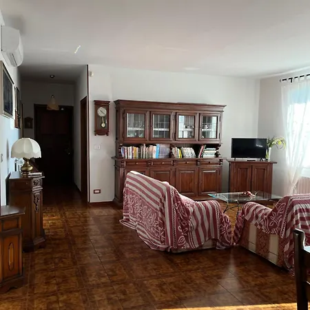 Apartamento Alle Porte Di Torino, Ai Piedi Del M.te S. Giorgio